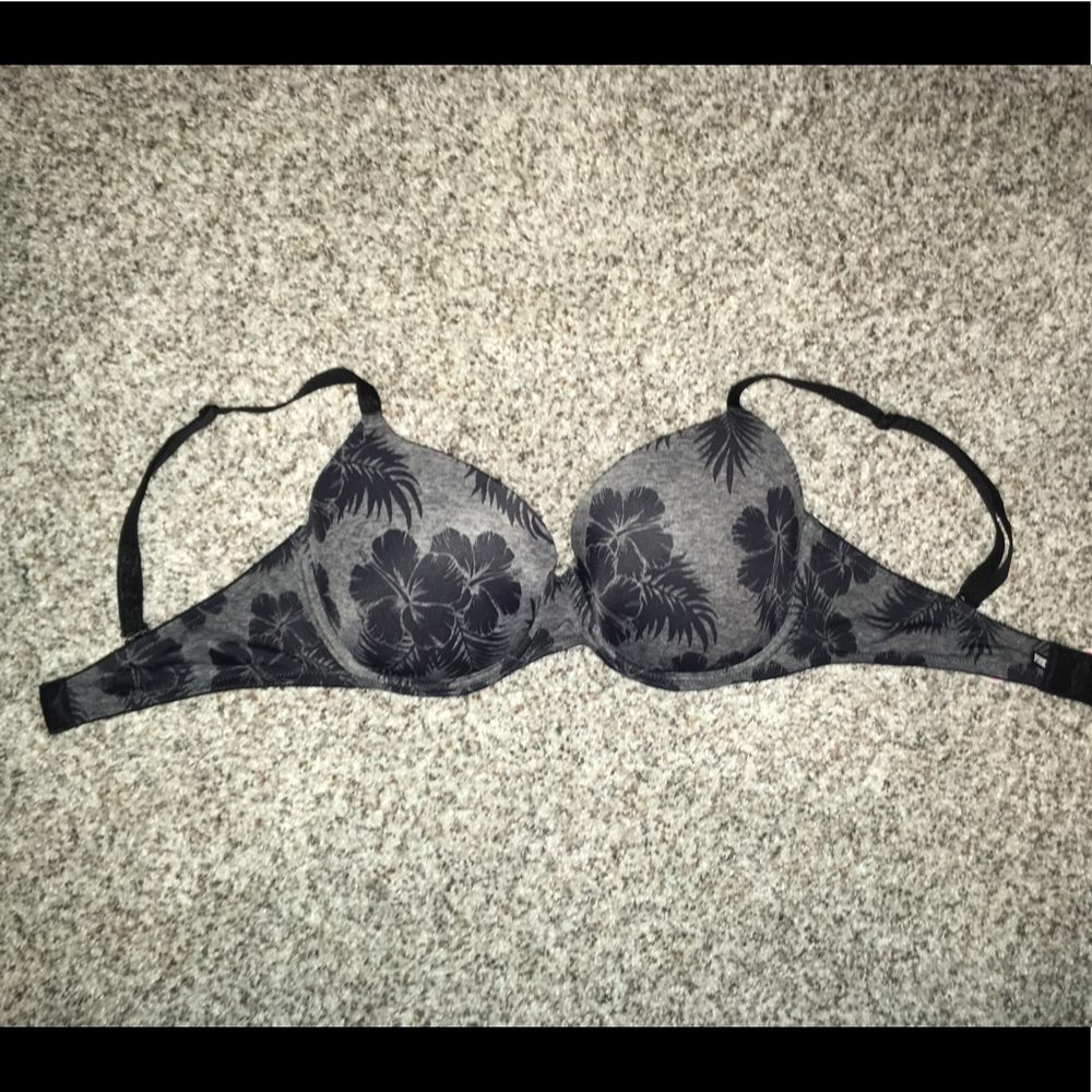 PINK Lightly Line Bra | 34D